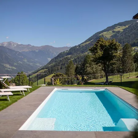 Kaiser Hans Hotel 2*