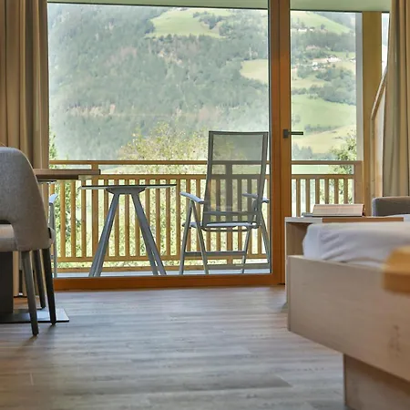 Kaiser Hans Hotel 2*